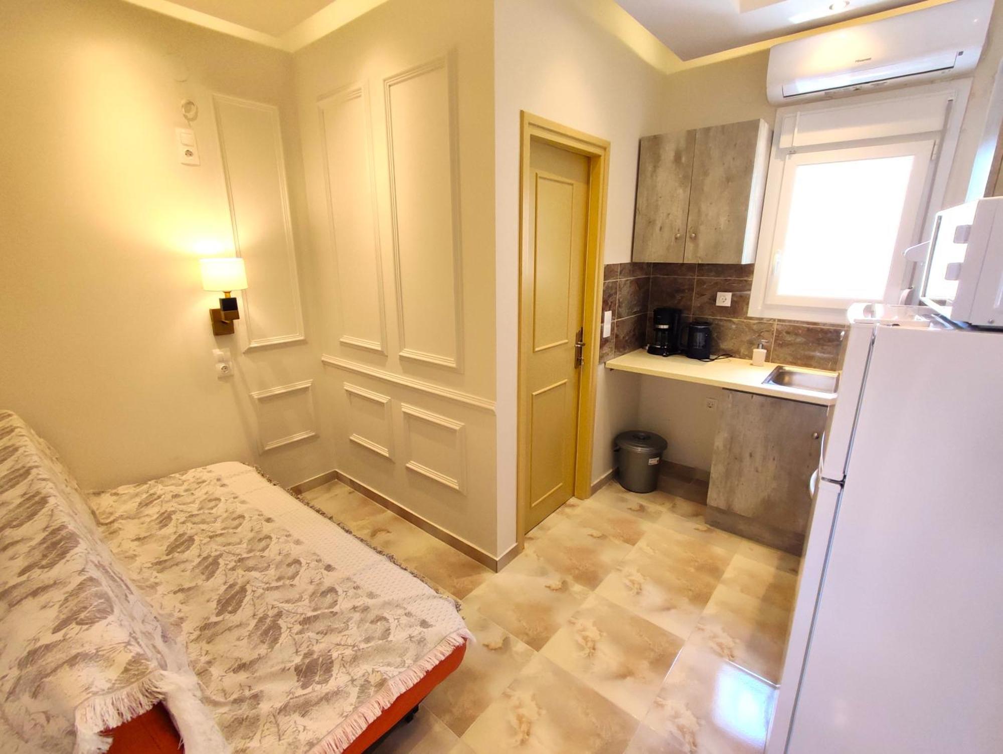 Villa Miltiadis Greecefiloxenia Volos Exteriör bild